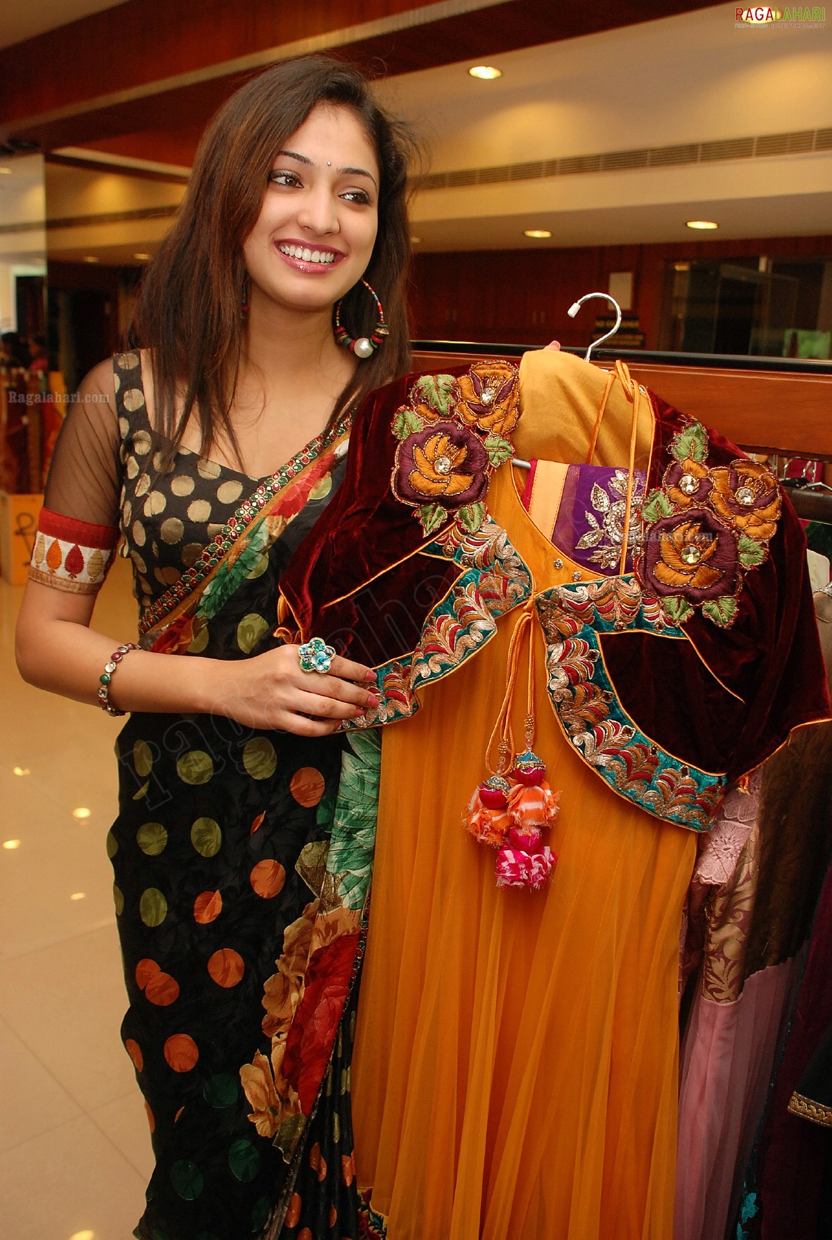 Banjara Sanskriti Diwali 2011 Designer Collection Launch