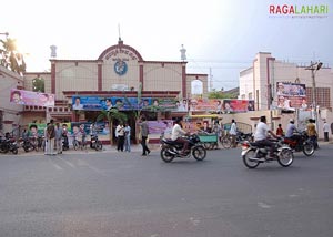 Dhookudu Success Tour @ Kakinada