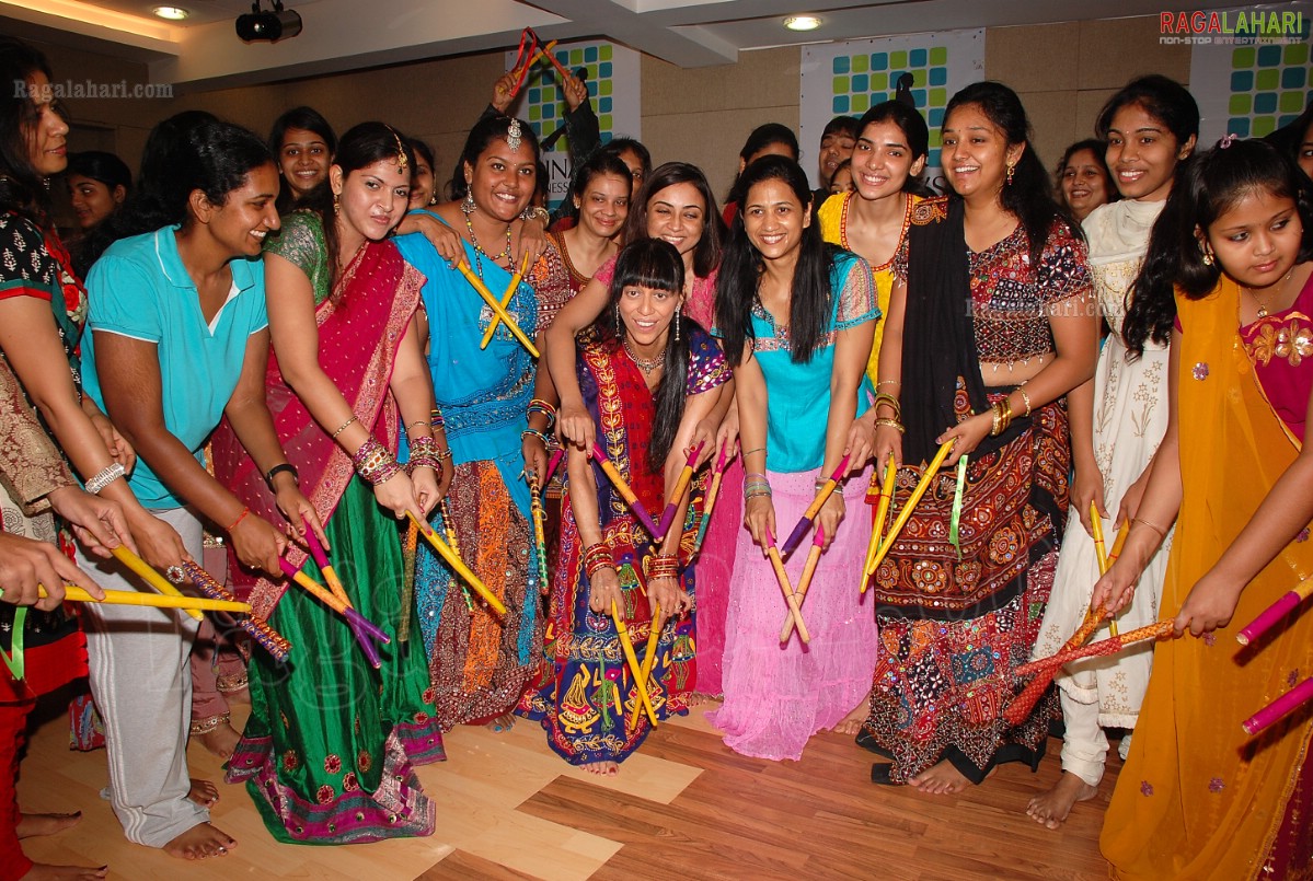 Dinaz's Dandiya Aerobics Dhamaka