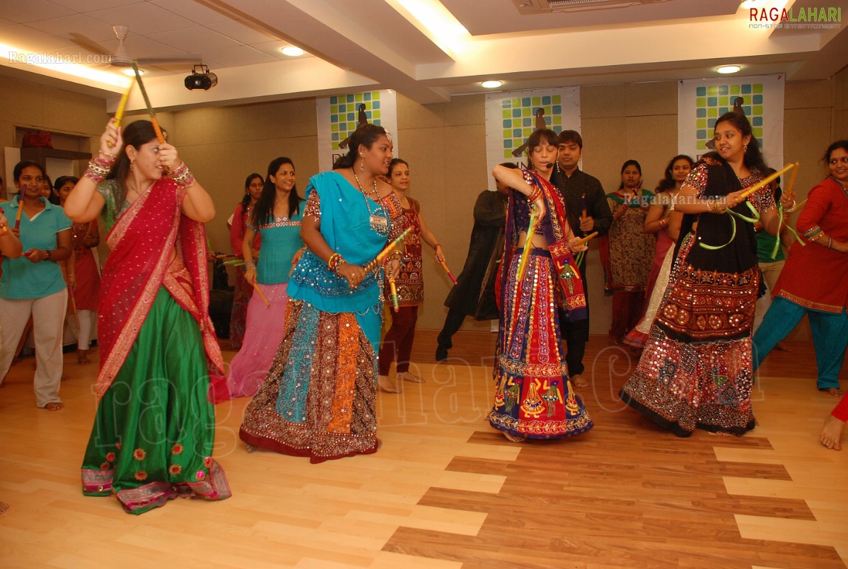 Dinaz's Dandiya Aerobics Dhamaka