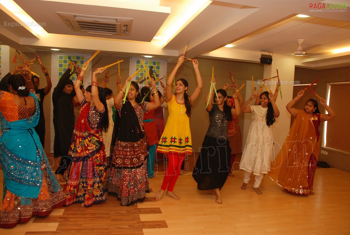 Dinaz's Dandiya Aerobics Dhamaka