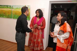 Exhibition with a Mix of Fashion & Art by 2 Women Artists Mala Treon and Jaya Javeri