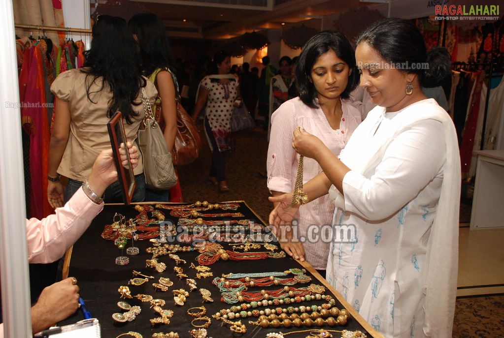 Pre Diwali Shopping - Fashion Yatra Launch at Taj Krishna