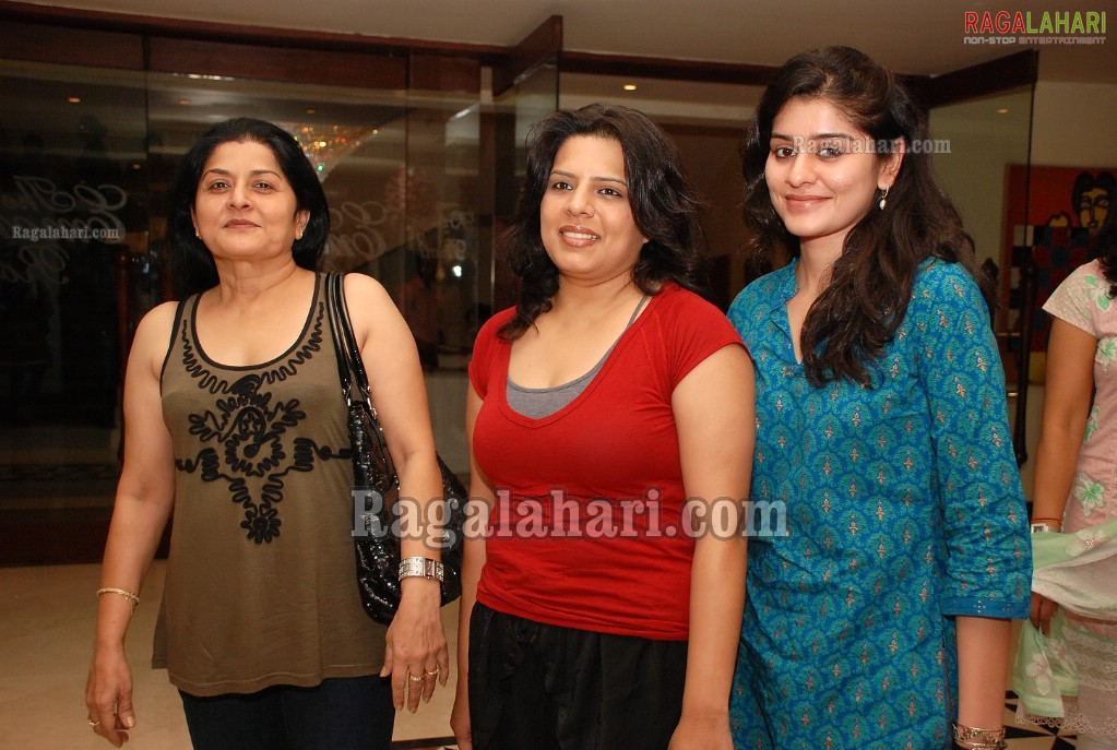 Pre Diwali Shopping - Fashion Yatra Launch at Taj Krishna