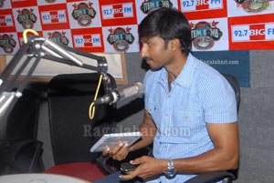 Gopichand, Taapsee at Big FM