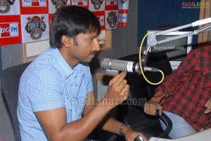 Gopichand, Taapsee at Big FM