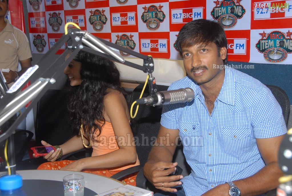 Gopichand & Tapsee at 92.7 Big FM