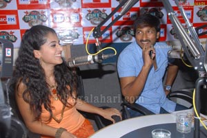 Gopichand, Taapsee at Big FM