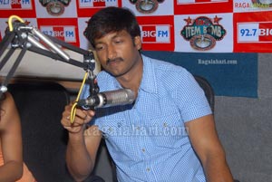 Gopichand, Taapsee at Big FM