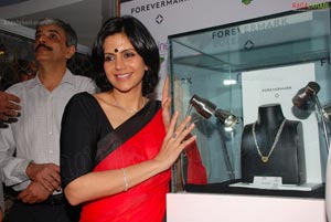 Mandira Bedi Showcases Forevermark Diamonds