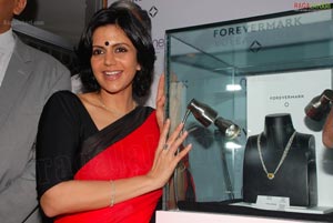 Mandira Bedi Showcases Forevermark Diamonds