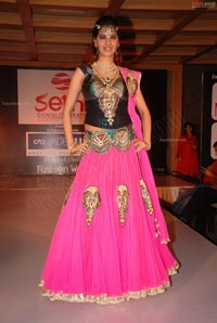 Sethi Group's Ra-1 Fashion Show