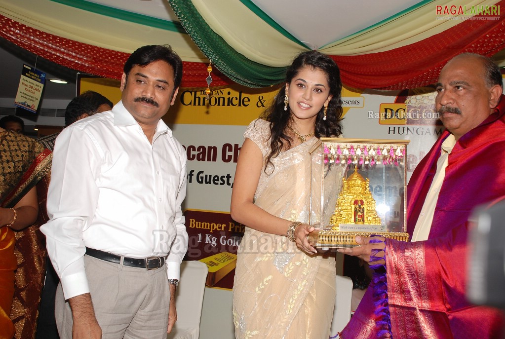 Taapsee at TMC for 1kg Gold Bumper Draw