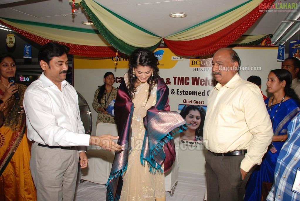 Taapsee at TMC for 1kg Gold Bumper Draw