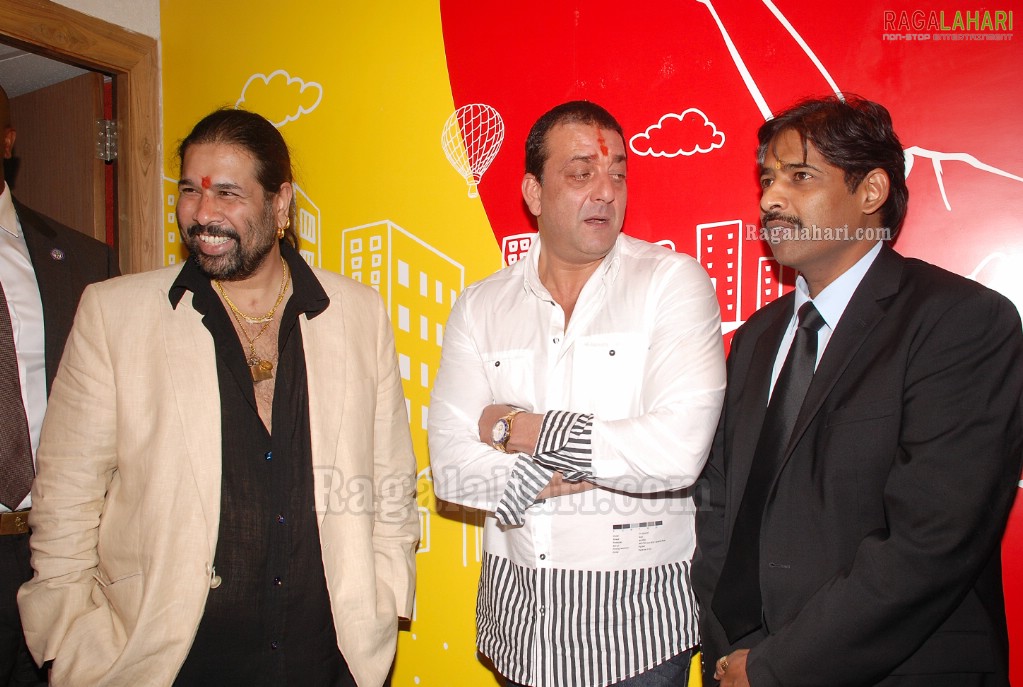 Sanjay Dutt & Akon Launches Venky's XPRS