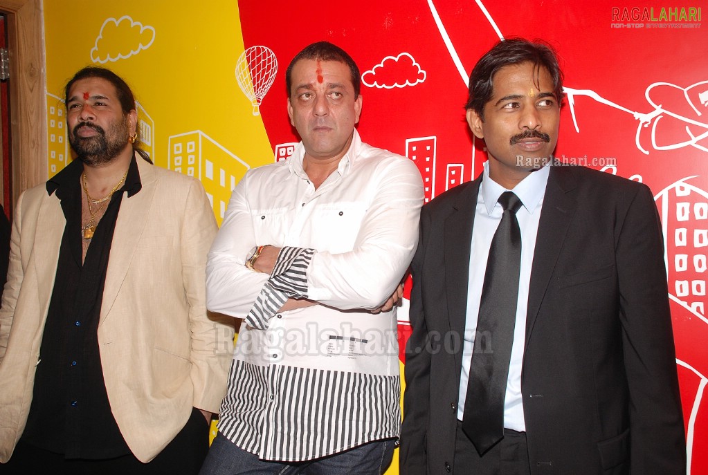 Sanjay Dutt & Akon Launches Venky's XPRS