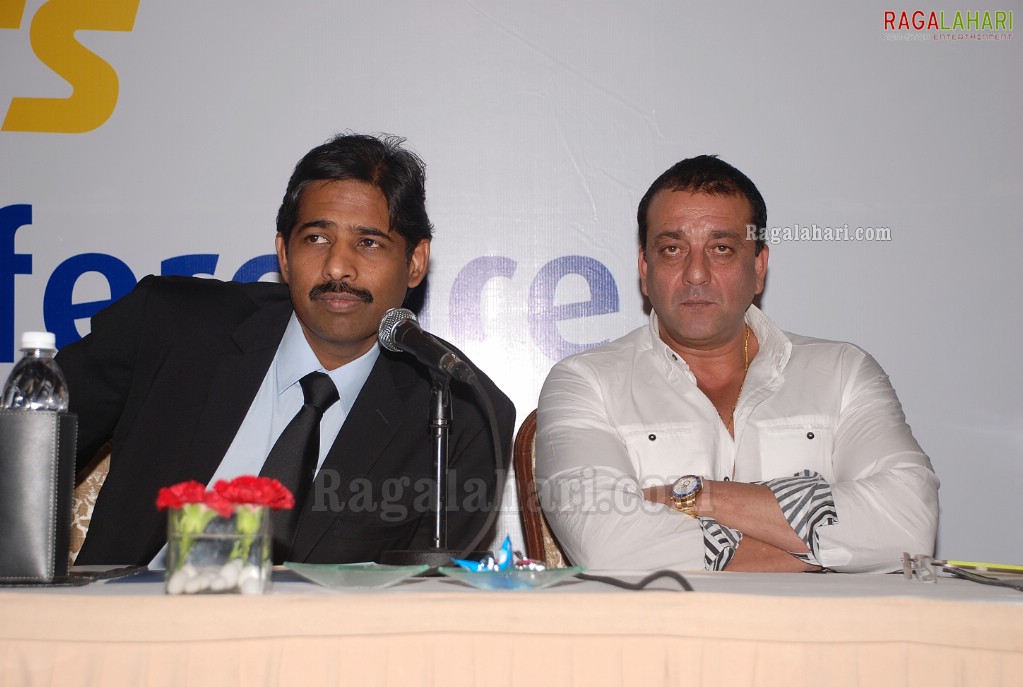 Sanjay Dutt & Akon Launches Venky's XPRS