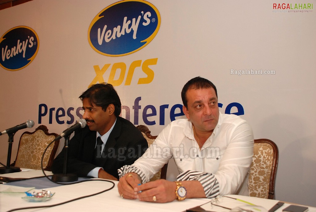 Sanjay Dutt & Akon Launches Venky's XPRS