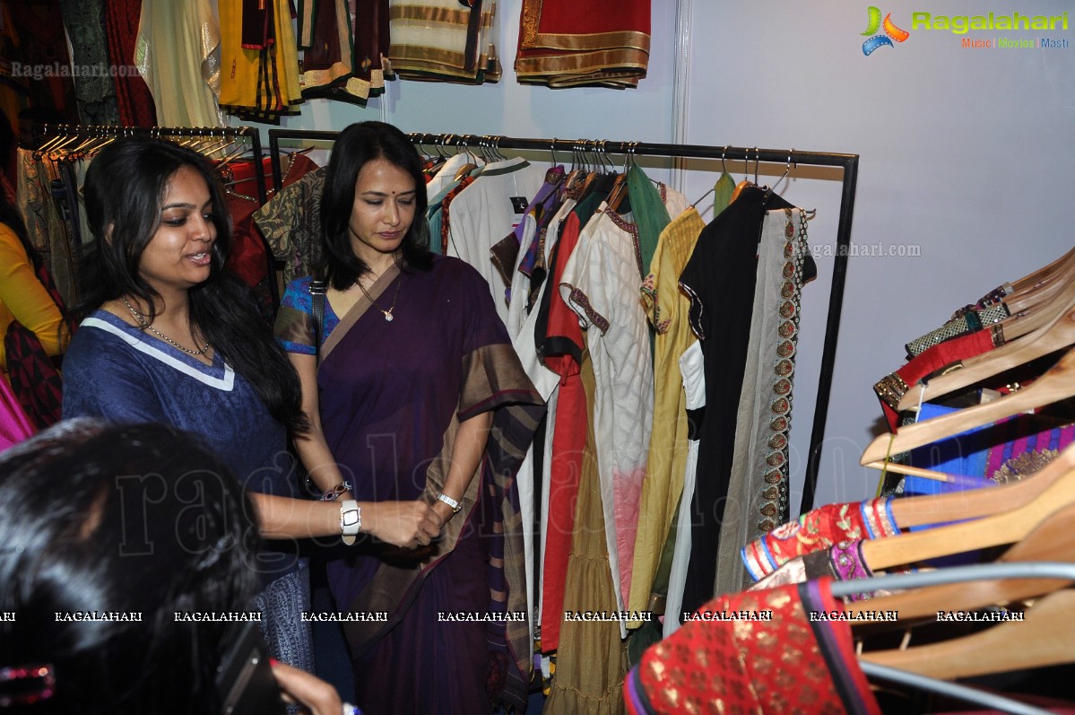 Amala launches Petals Exhibition, Hyderabad