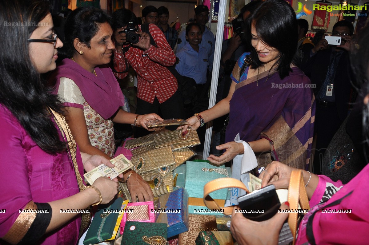 Amala launches Petals Exhibition, Hyderabad