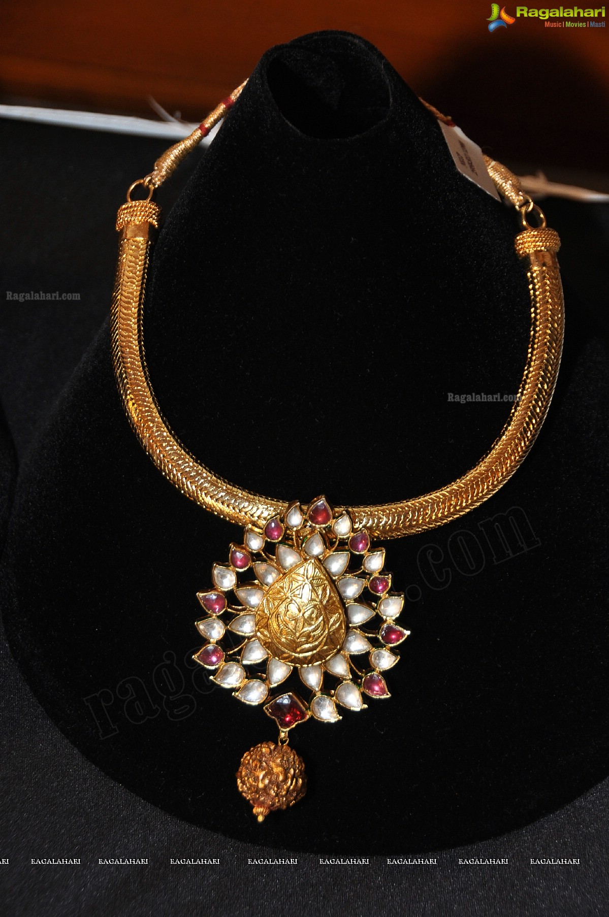 The Begum Collection from Art Karat at Taj Deccan, Hyderabad