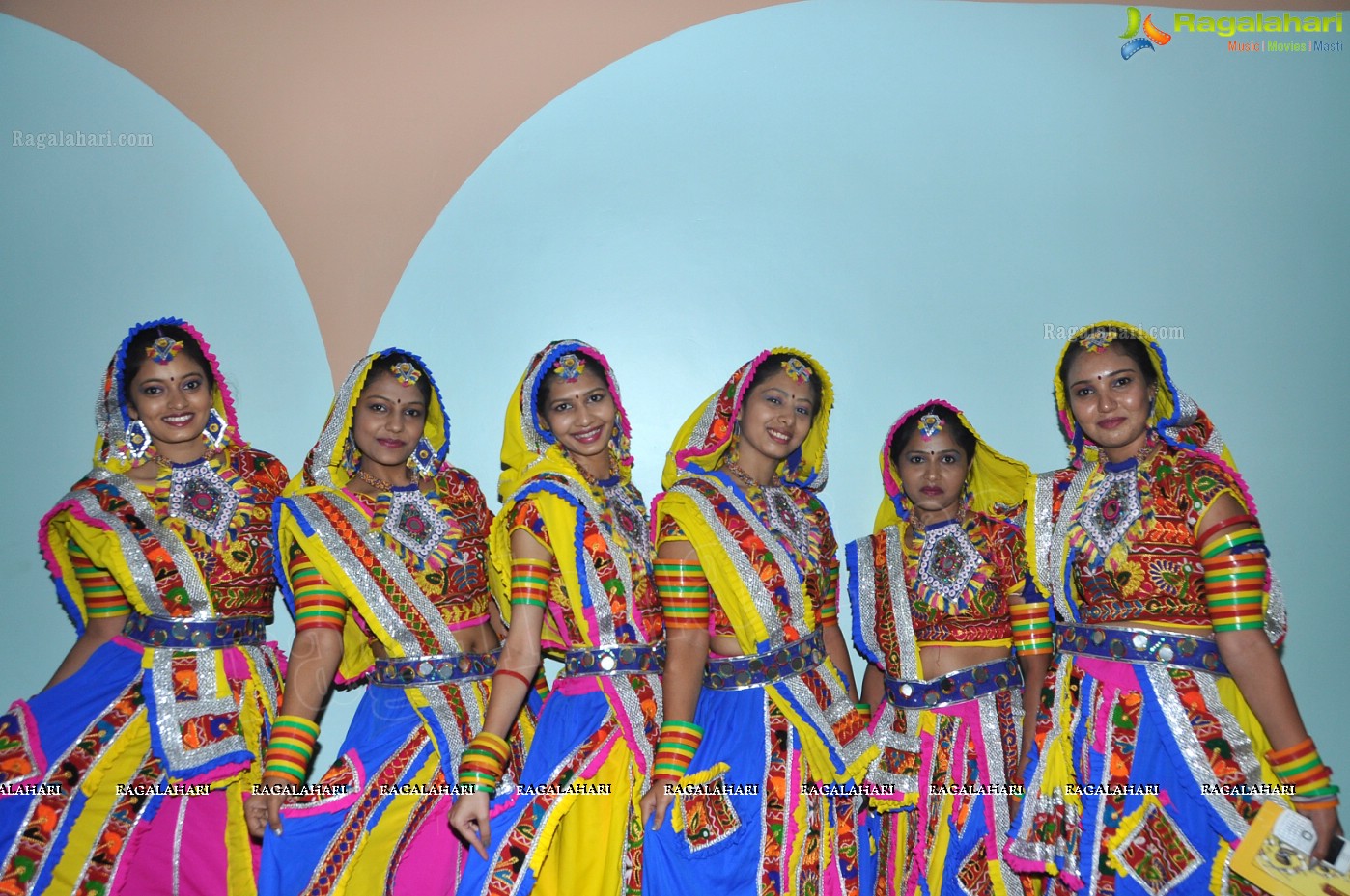 Bina Mehta, Minal Vakharia Presents Garba Raas Ni Ramzat, Hyderabad