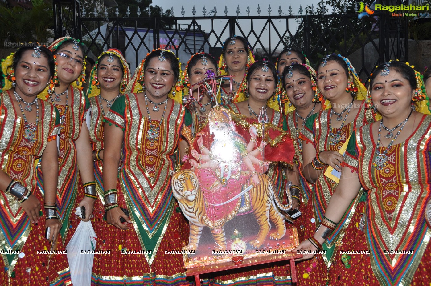 Bina Mehta, Minal Vakharia Presents Garba Raas Ni Ramzat, Hyderabad