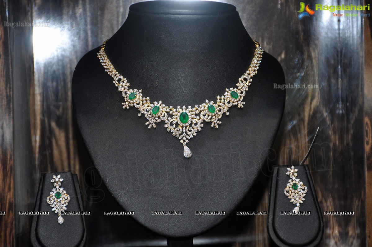 Kamna Jethmalani launches Diamond Jewellery Section at Saree Niketan Shopping Mall, Hyderabad