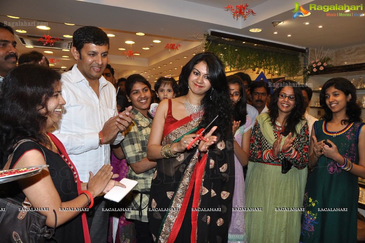 Kamna Jethmalani launches Diamond Jewellery Section at Saree Niketan Shopping Mall, Hyderabad