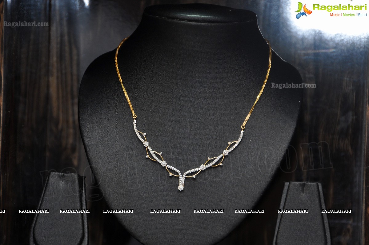 Kamna Jethmalani launches Diamond Jewellery Section at Saree Niketan Shopping Mall, Hyderabad