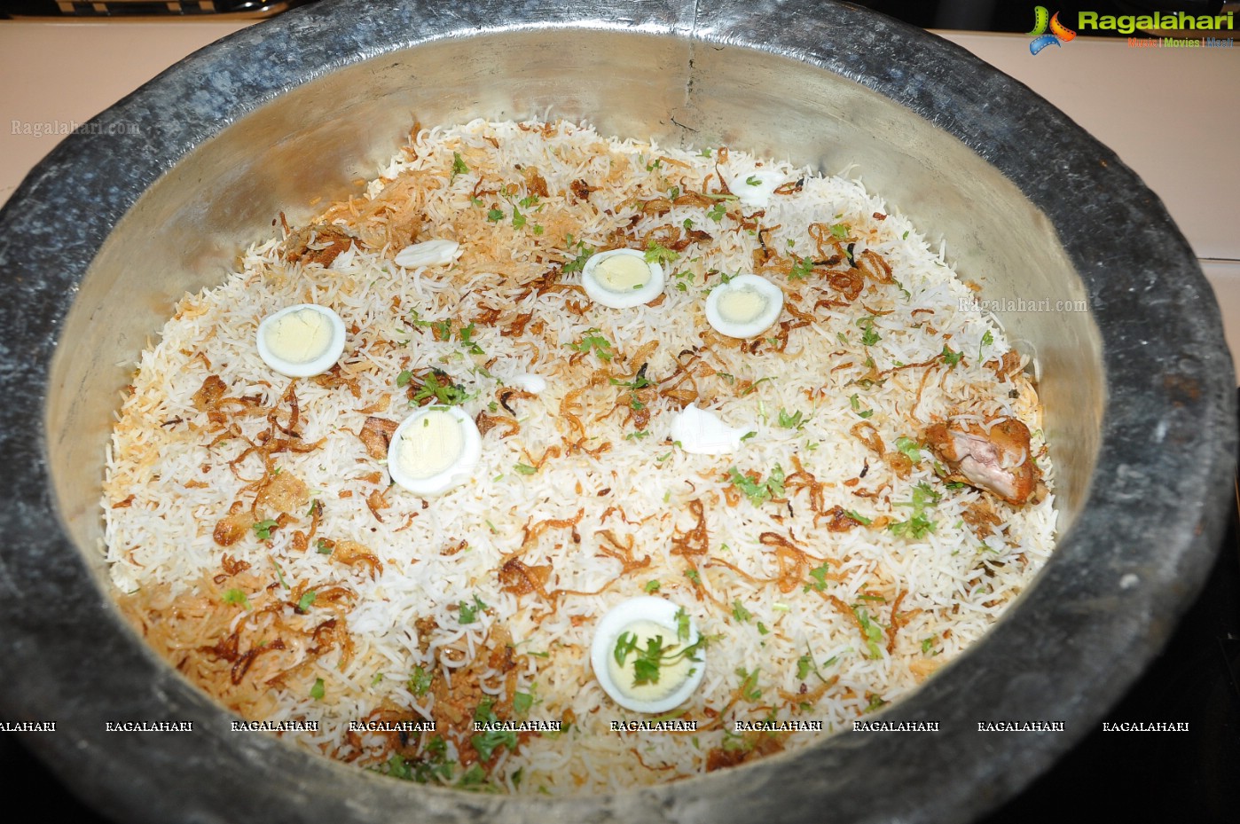 Sharad Sandhya - The Grand Bengali Food Festival at Green Park, Hyderabad