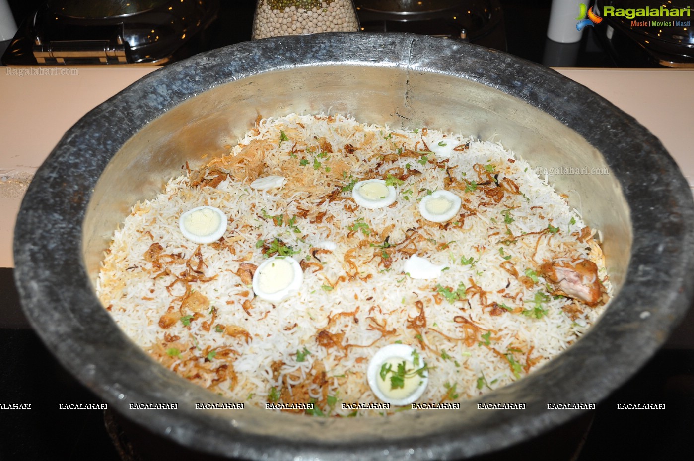 Sharad Sandhya - The Grand Bengali Food Festival at Green Park, Hyderabad