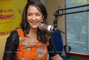 Radio Mirchi Gundello Godari