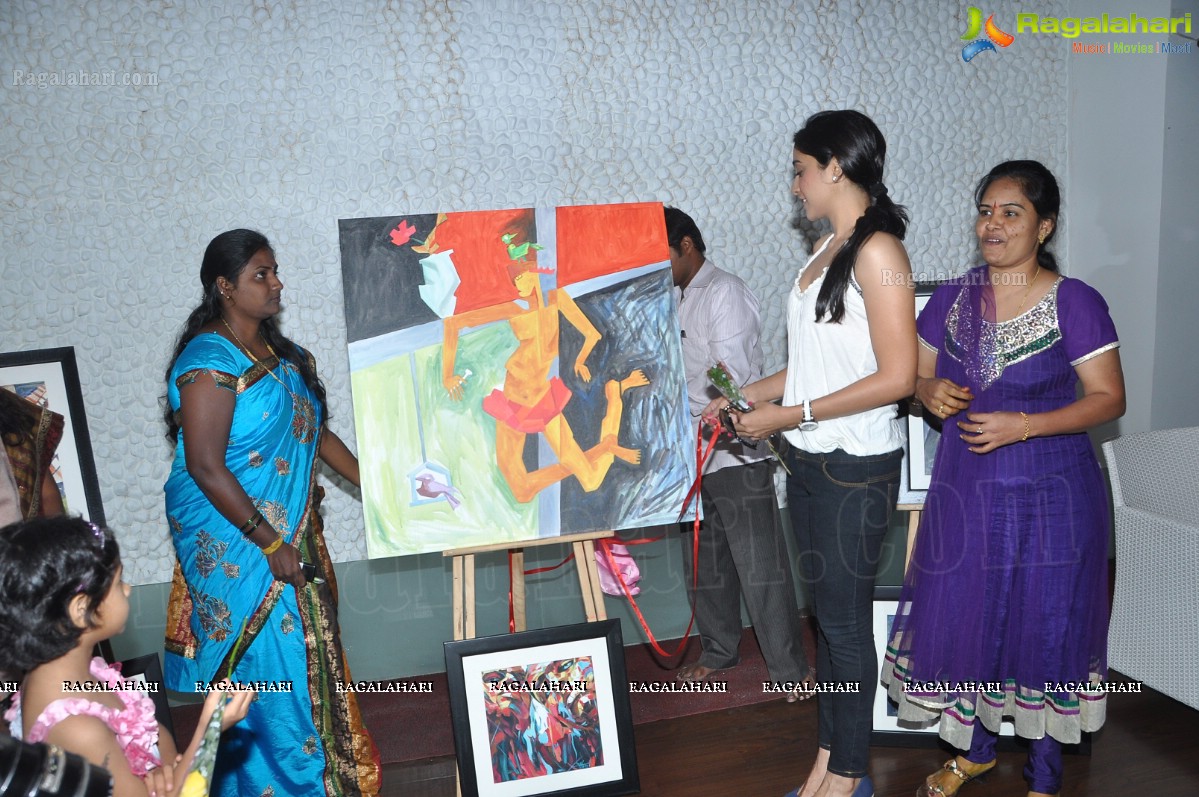 Hari Srinivas Art Exhibition at Testa Rossa Caffe, Hyd