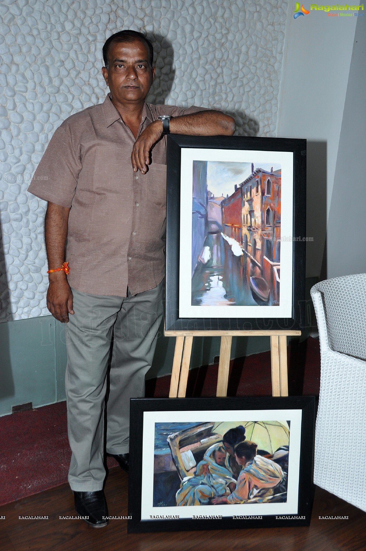 Hari Srinivas Art Exhibition at Testa Rossa Caffe, Hyd