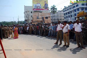 Joyalukkas Vizaga Madhavan Samantha