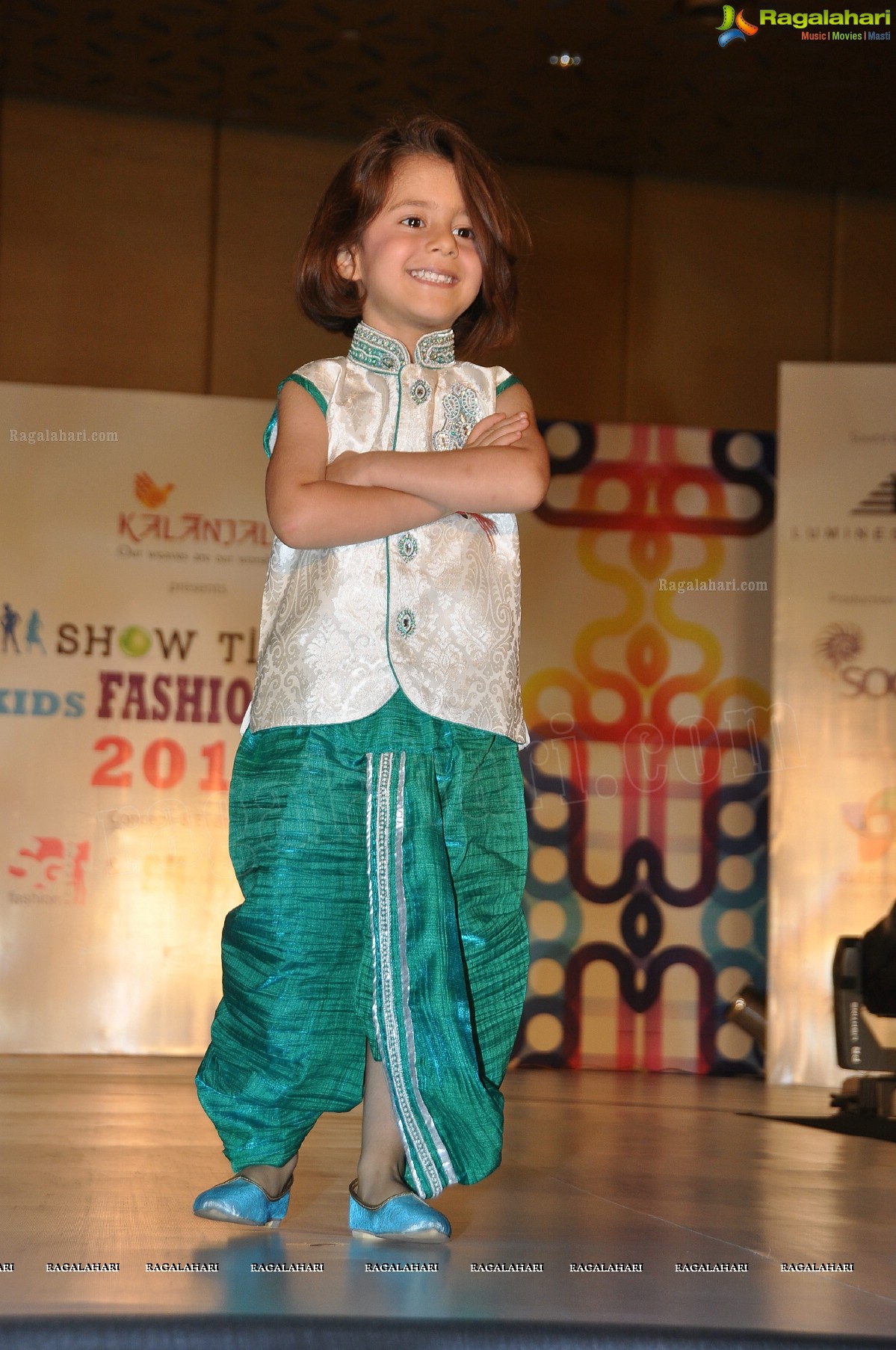 Kalanjali Kids Fashion Show 2012 by Sunny Anand and Srikanth Gatla