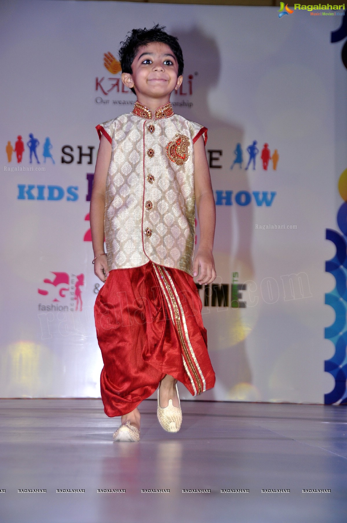 Kalanjali Kids Fashion Show 2012 by Sunny Anand and Srikanth Gatla