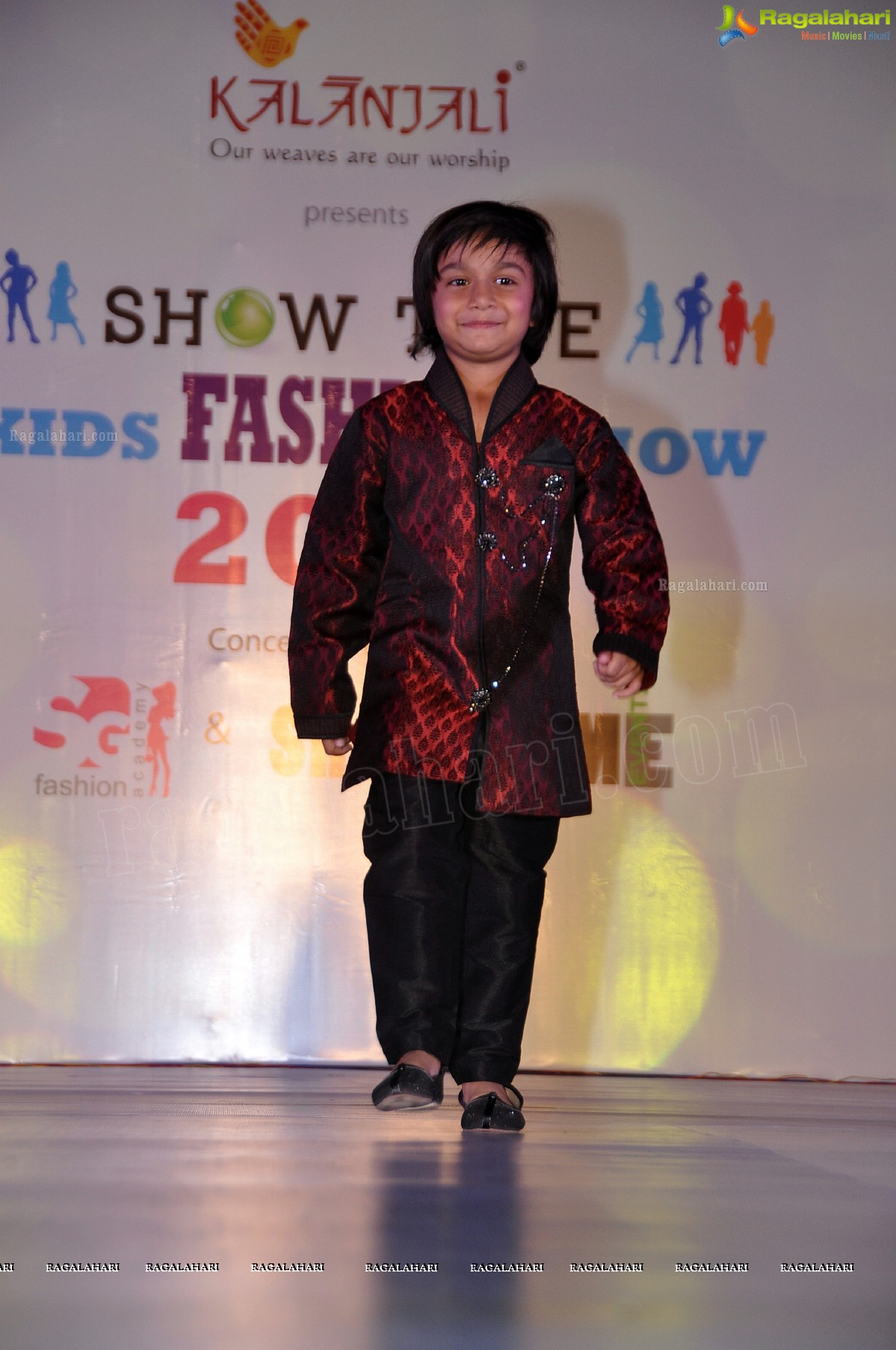 Kalanjali Kids Fashion Show 2012 by Sunny Anand and Srikanth Gatla