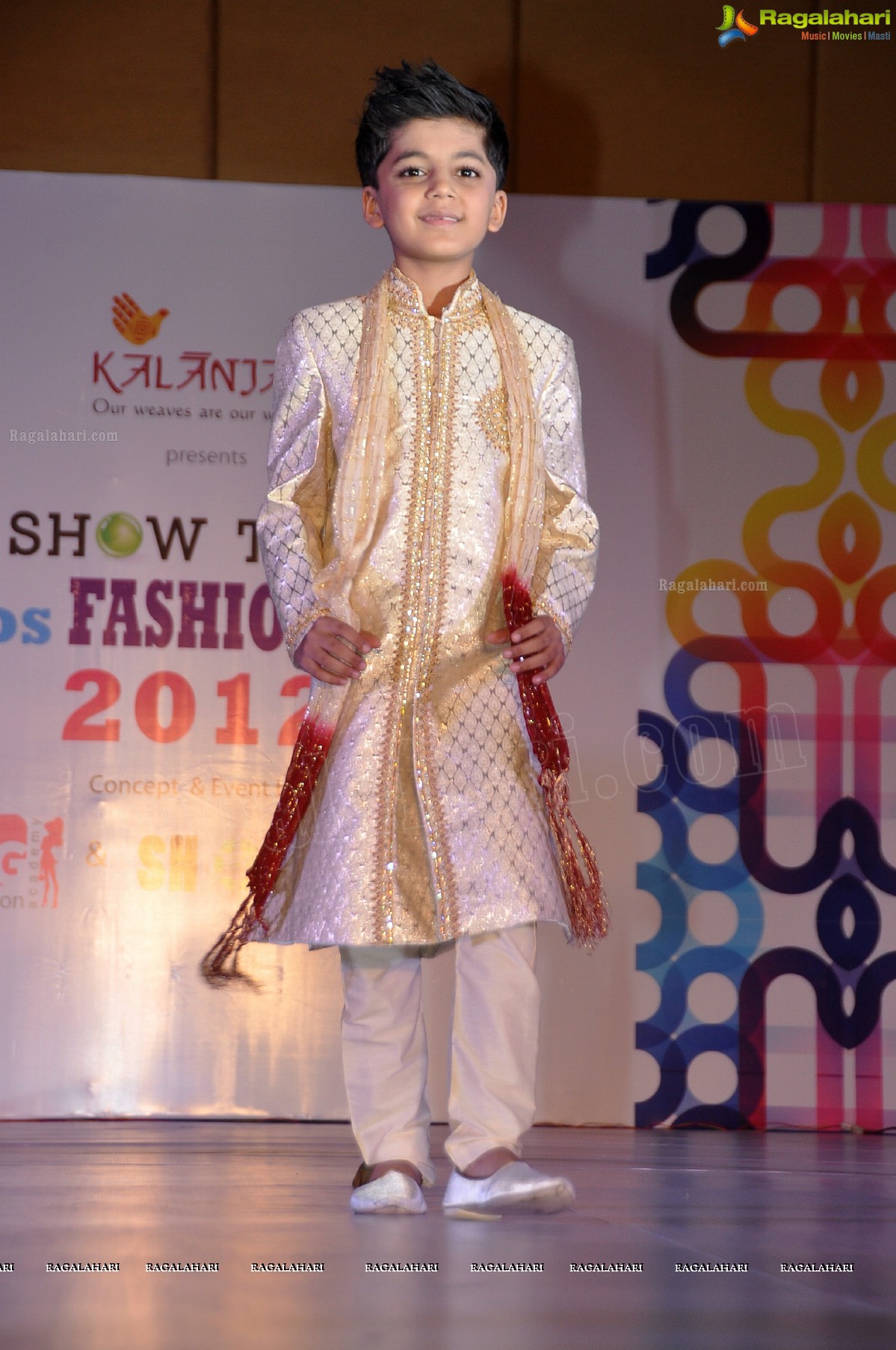 Kalanjali Kids Fashion Show 2012 by Sunny Anand and Srikanth Gatla