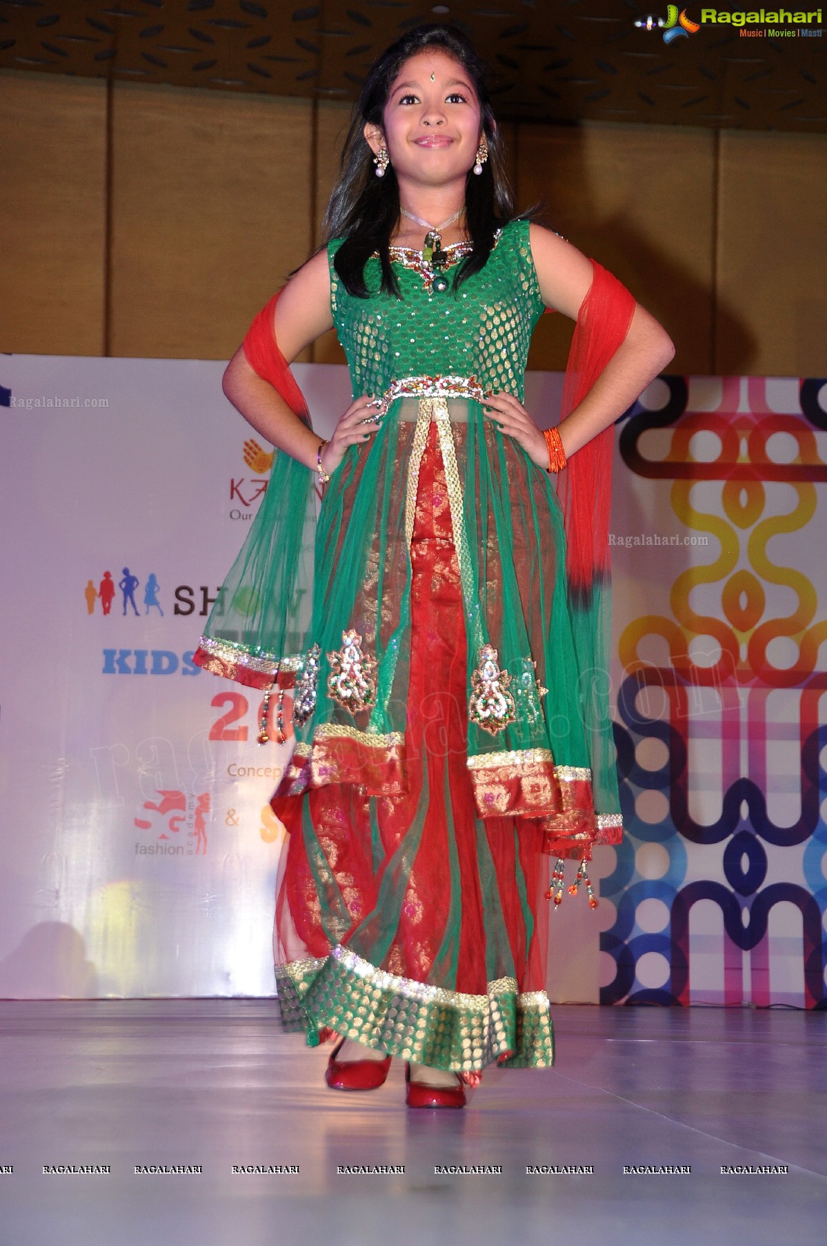 Kalanjali Kids Fashion Show 2012 by Sunny Anand and Srikanth Gatla