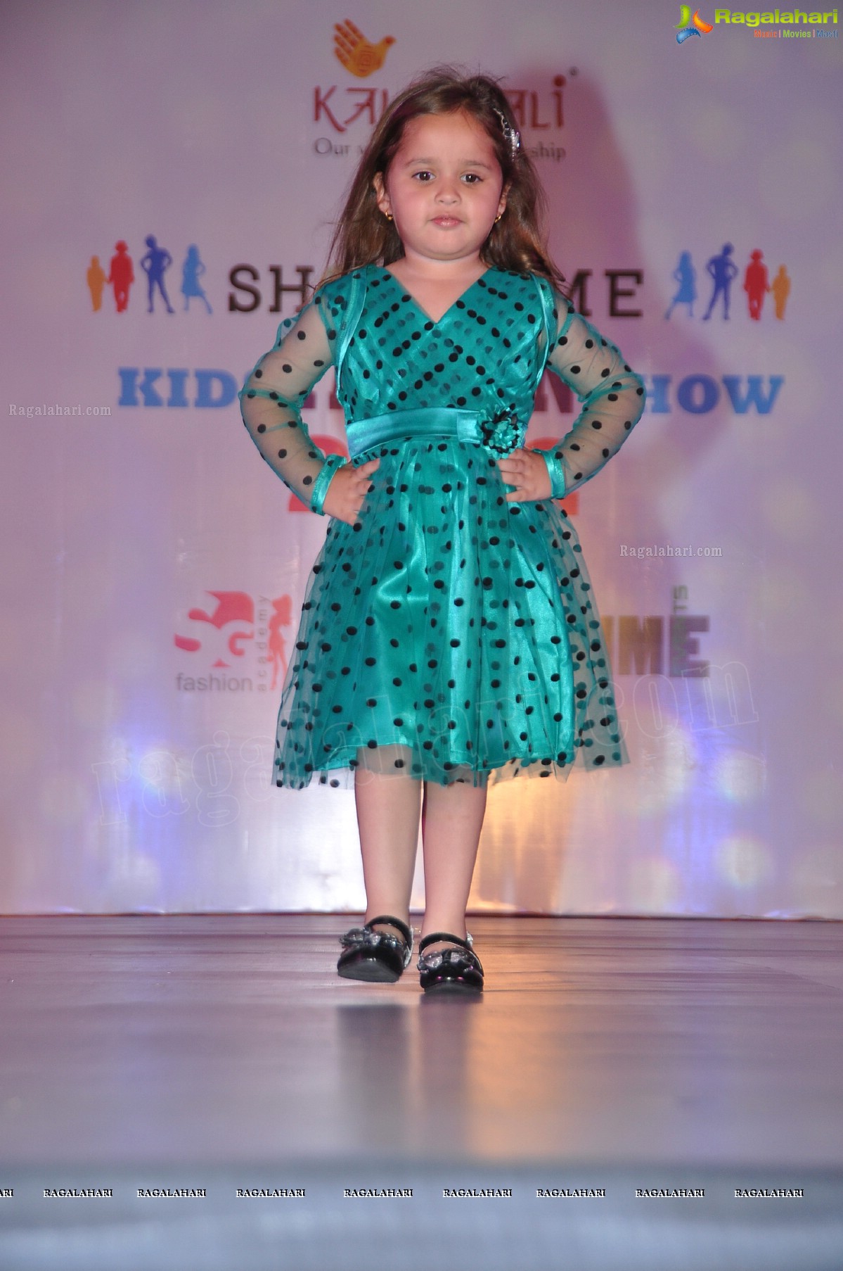 Kalanjali Kids Fashion Show 2012 by Sunny Anand and Srikanth Gatla