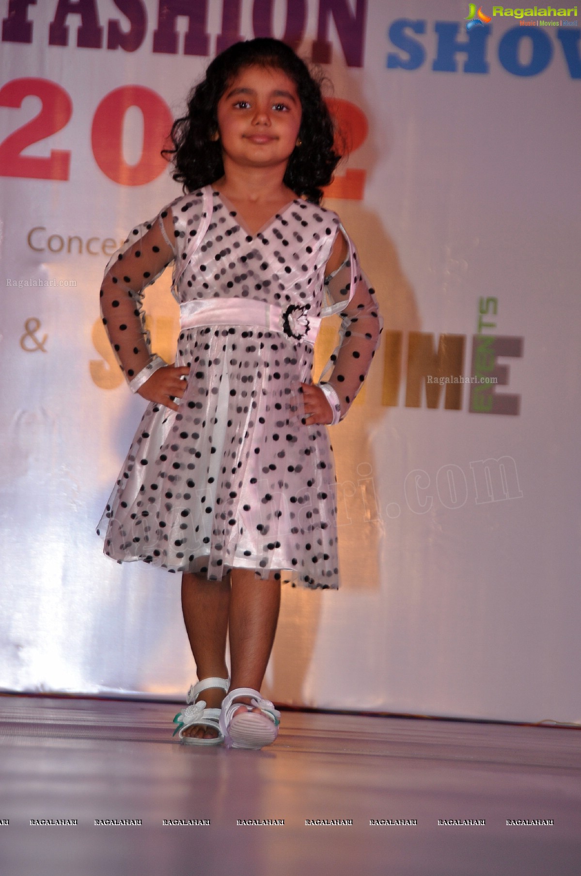 Kalanjali Kids Fashion Show 2012 by Sunny Anand and Srikanth Gatla