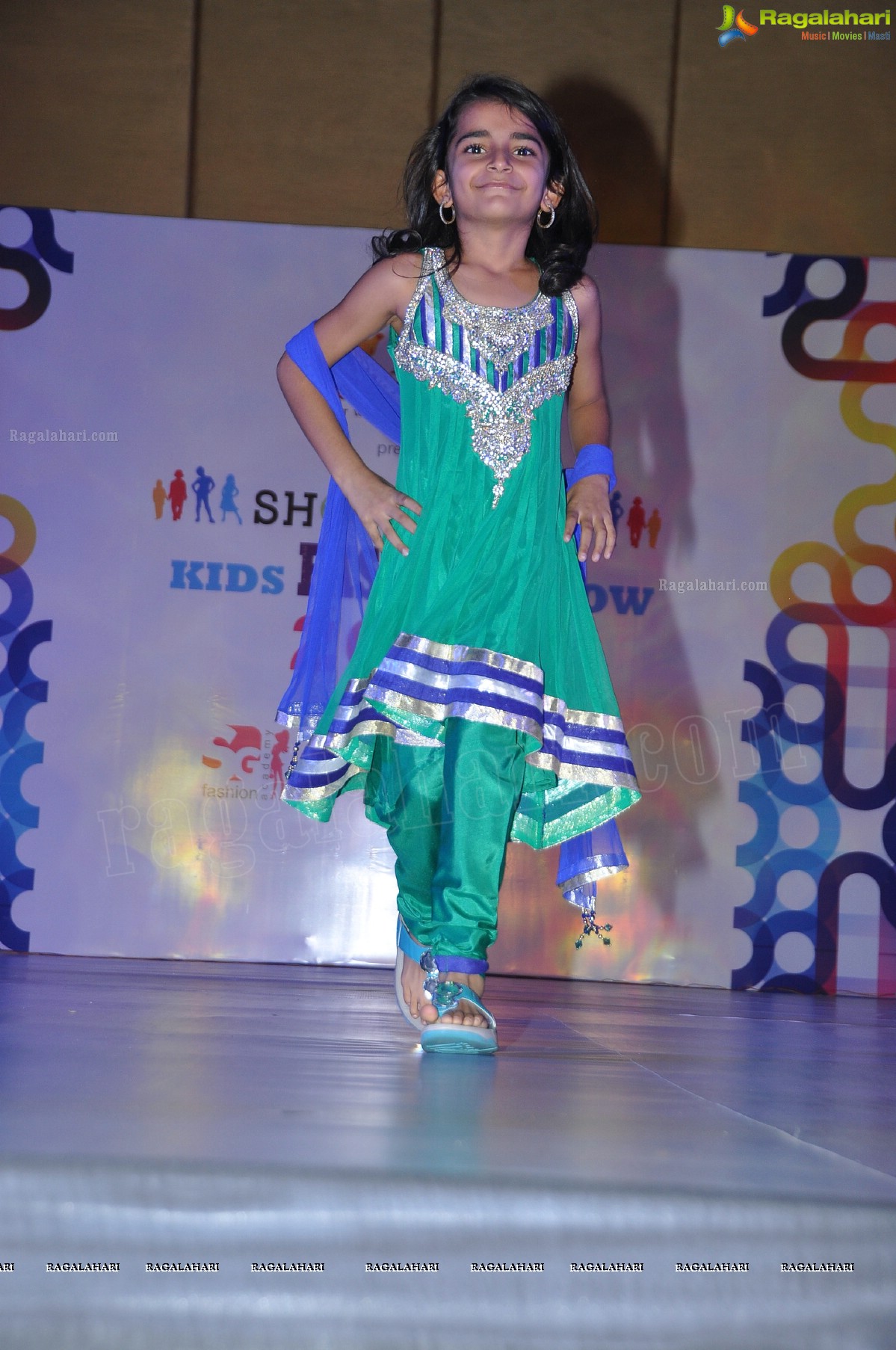 Kalanjali Kids Fashion Show 2012 by Sunny Anand and Srikanth Gatla