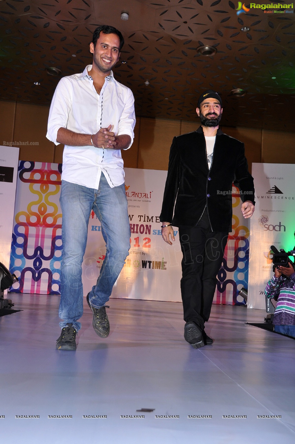 Kalanjali Kids Fashion Show 2012 by Sunny Anand and Srikanth Gatla