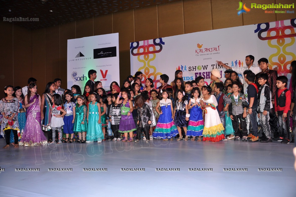 Kalanjali Kids Fashion Show 2012 by Sunny Anand and Srikanth Gatla