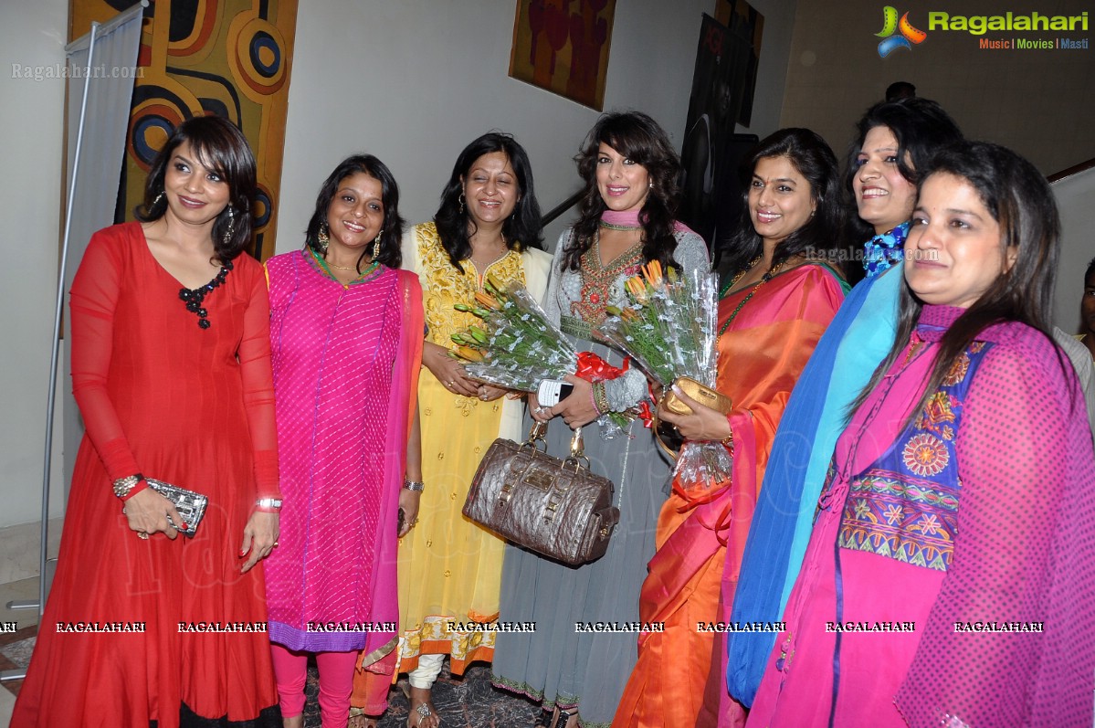 Pooja Bedi inaugurates Khwaaish Exhibition at Hotel Taj Krishna, Hyderabad