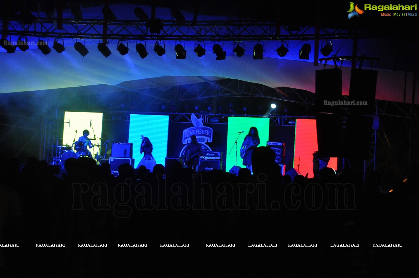 Kingfisher Premium – The Great Indian Octoberfest 2012, Hyderabad (Day 1)