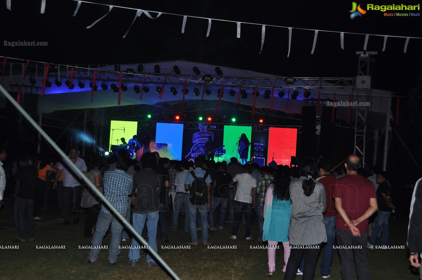 Kingfisher Premium – The Great Indian Octoberfest 2012, Hyderabad (Day 1)