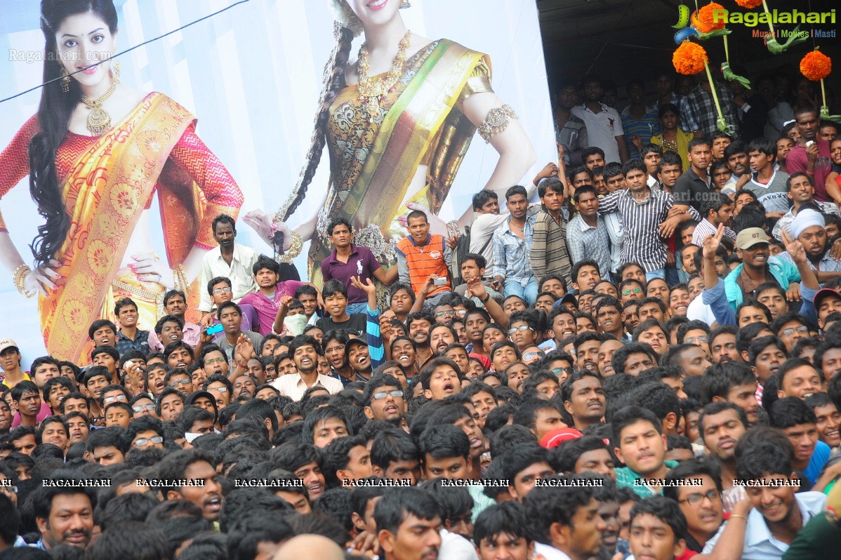 Mahesh Babu launches South India Shopping Mall, Kukatpally, Hyderabad